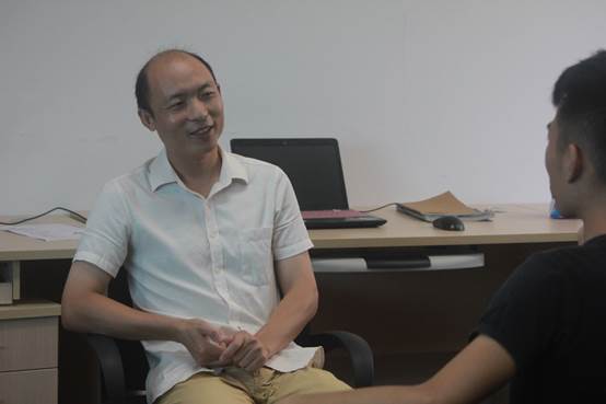 说明: D:\2019\WeChat Files\shleegzhu\Files\2017成人影院
“寻访校友足迹”校友(稿件、图片)\2017成人影院
“寻访校友足迹”校友(稿件、图片)\杨猛师兄\杨猛师兄.JPG